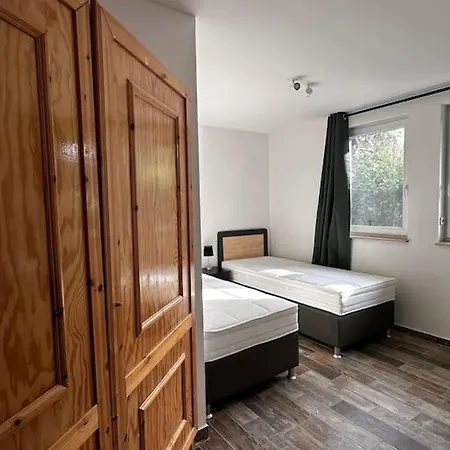 Apartamento 4 Apartment, Parkplatz & Garten, Nah A10, Berlin *